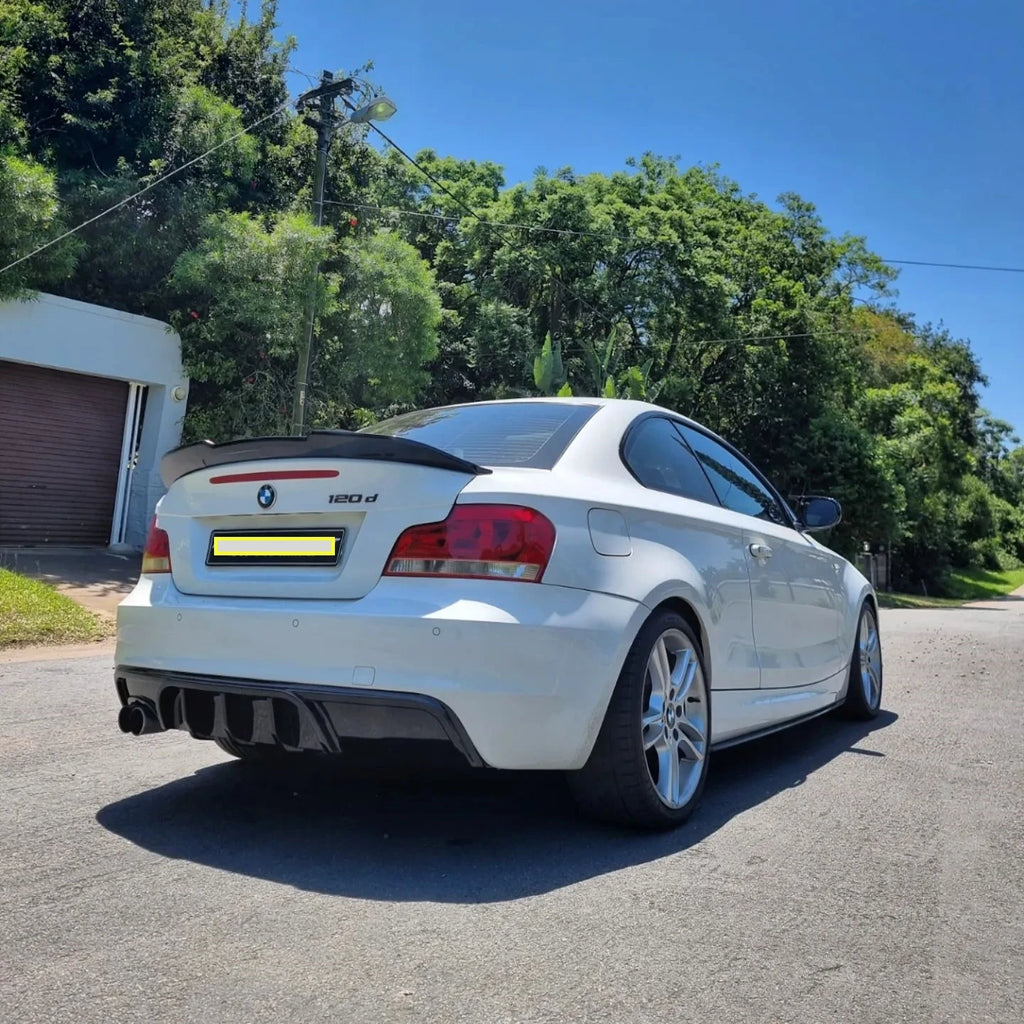 Gloss Black MP Style Car Rear Bumper Diffuser For BMW E82 Coupe E88 Convertible 120i 125i 135i M Sport 2007-2013 Tuning Bodykits