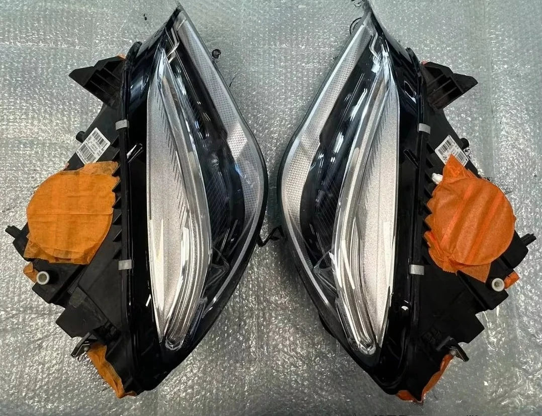 Hot Selling High Quality Car Headlight Assembly Is Suitable for F06 F12 F13 640i 650i 640d 650d LED Auto Part 63119449593