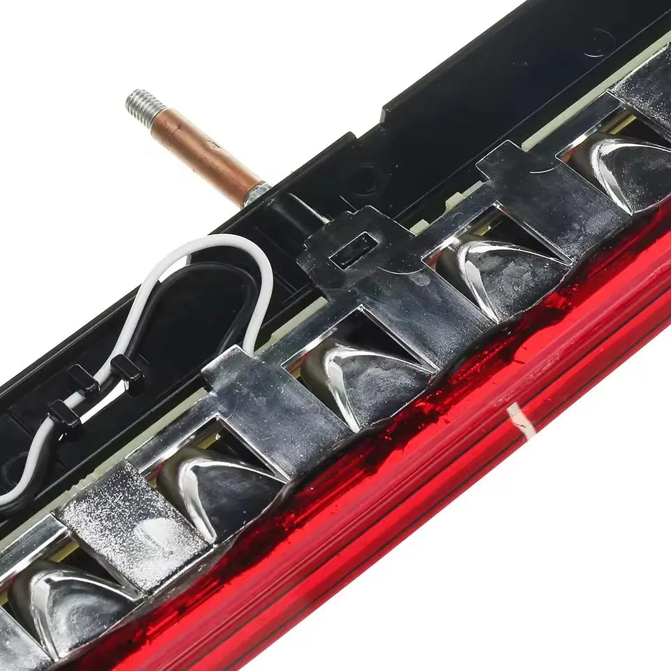 1pc Rear LED High Mount Brake Lamp For BMW 6 Series E63 E64 645CI 650I M6 2004-2007 Brake Light 3rd Tail Stop Light 63256911909