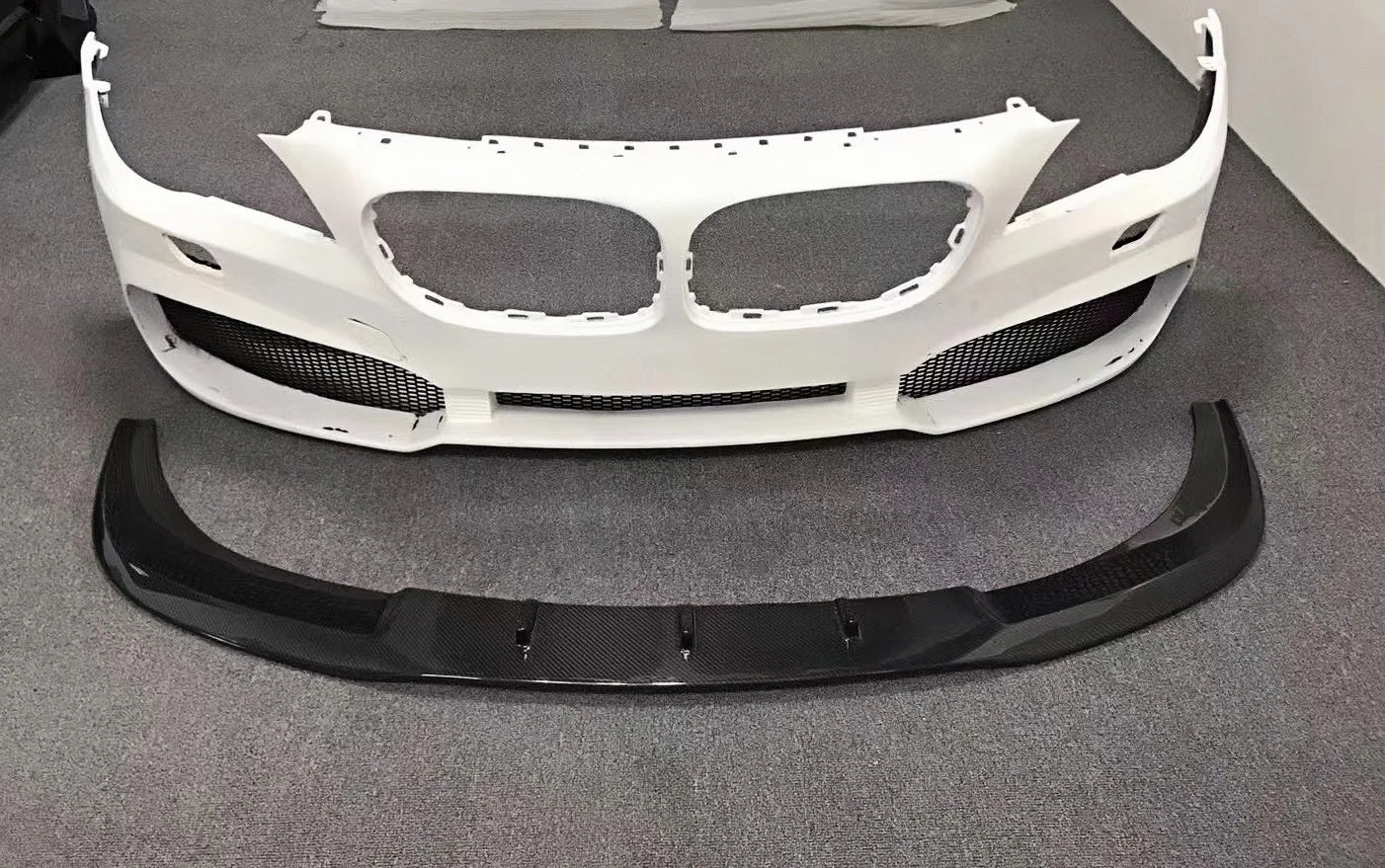 PD Style Body Kit for Bmw 7 Series F01 F02 Front Bumper Lip Rear Diffuser Side Skirts Car Body Kit Rear Bumper Diffusers